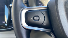 Volvo Xc40 2.0 B4P Inscription Pro 5dr Auto Petrol Estate